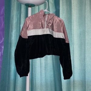 •half zipper cropped wind jacket•